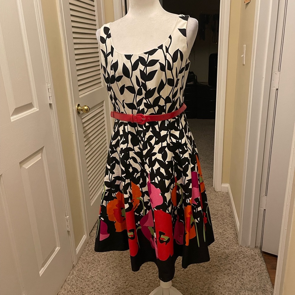 Jessica H garden party dress. Beautiful vibrant colors. Size s